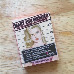 💄3/$10💄 theBalm Mary-Lou Manizer